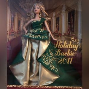 ✨COLLECTORS ITEM BRAND NEW: HOLIDAY BARBIE 2011 (Serious Inquiries Only)